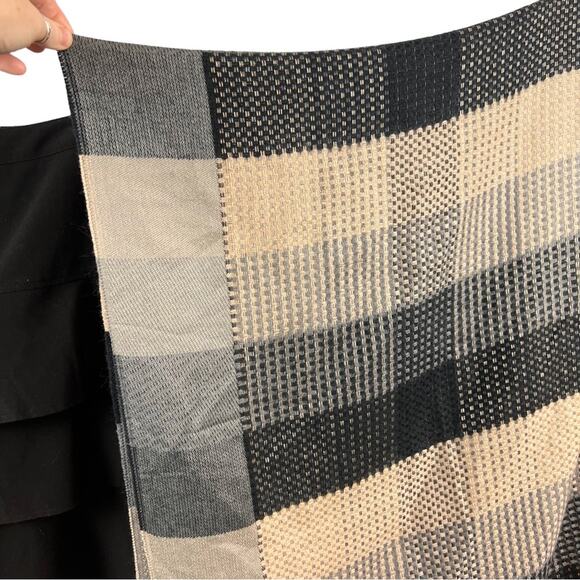 Collection 18 Women One Size Wrap Bohemian Tan Black Fringe Soft Winter Fall NEW - Picture 3 of 12